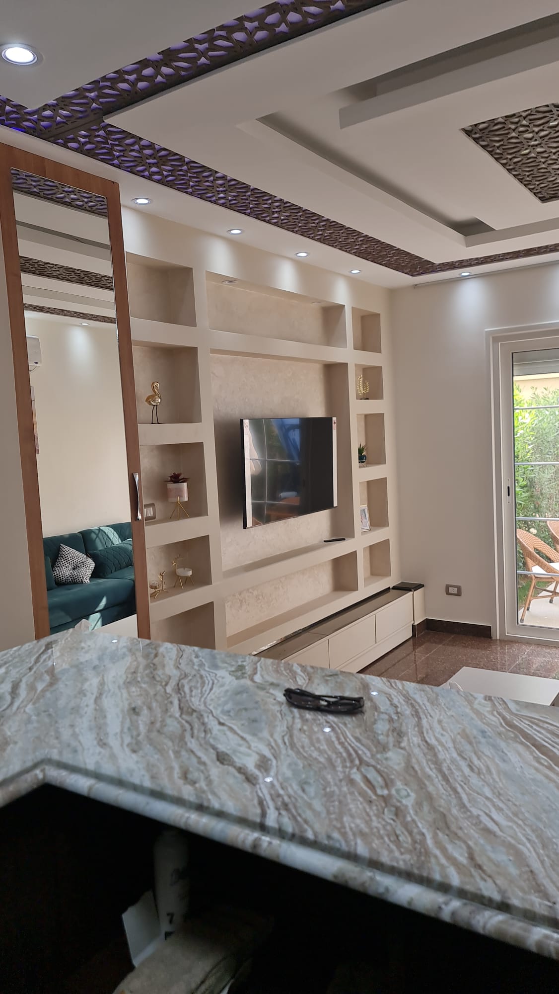 fully furnished apartment for rent T Regents park new cairo